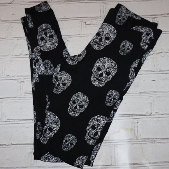 DIVIDED by H&M Size 4 Black and white Skull Leggings - Picture 1 of 5